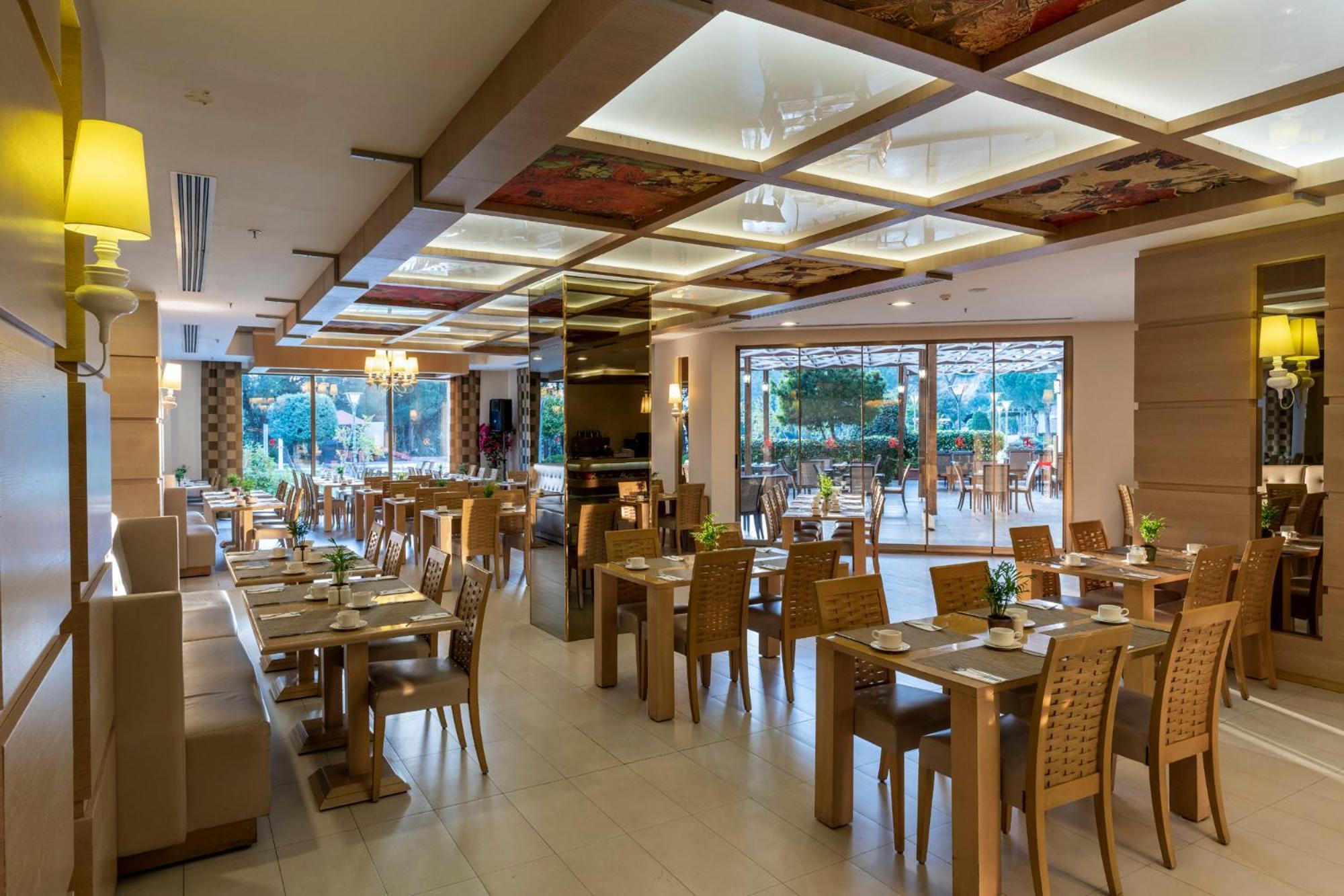 Kaya Izmir Thermal & Convention Bagian luar foto