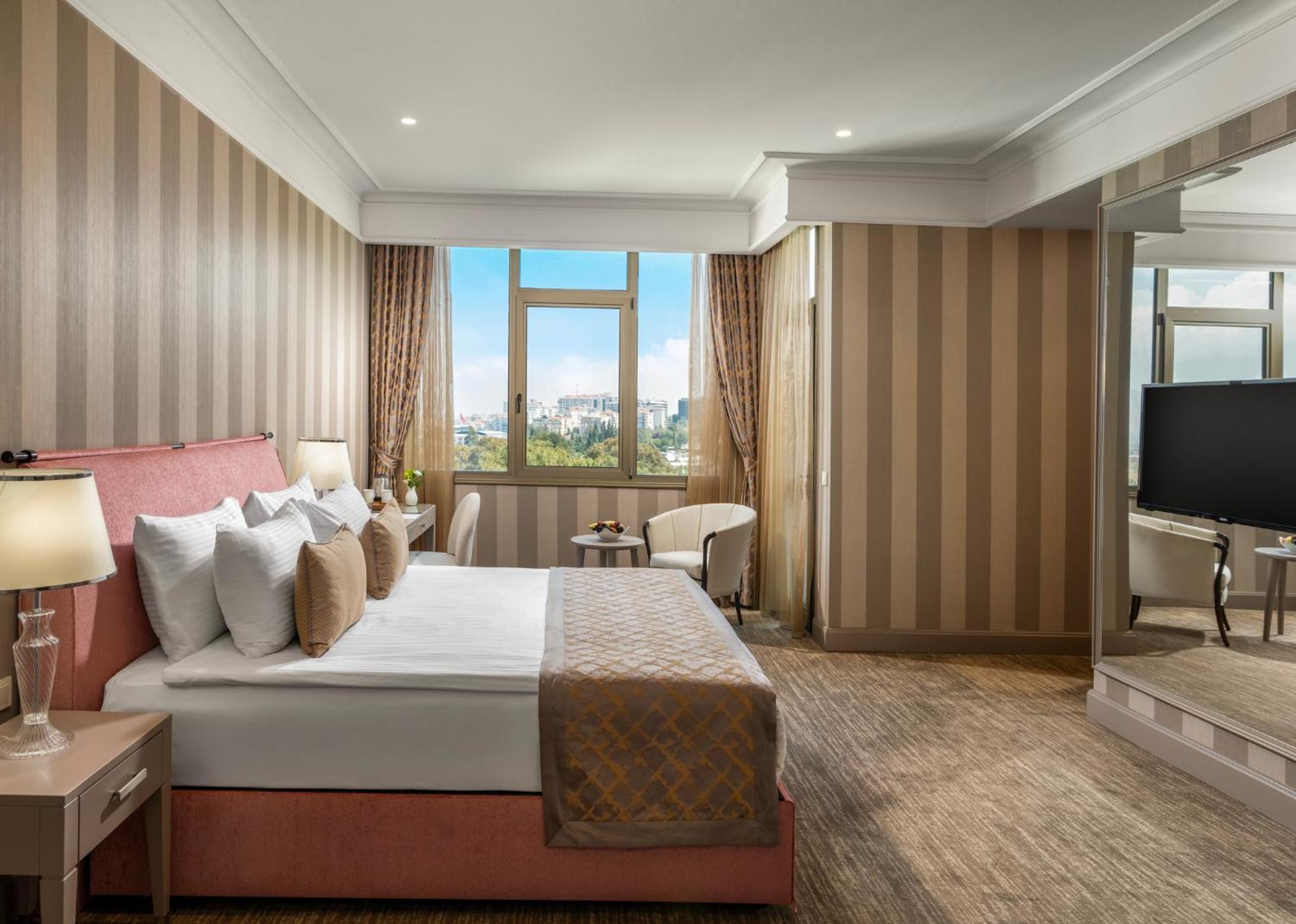 Kaya Izmir Thermal & Convention Bagian luar foto